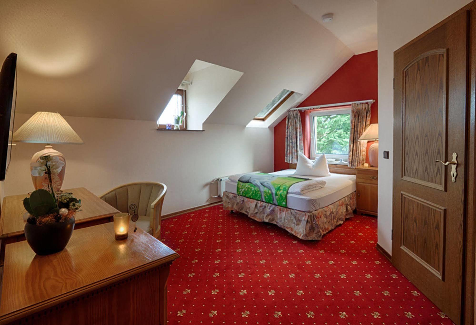 Hotel Dallgow Esterno foto
